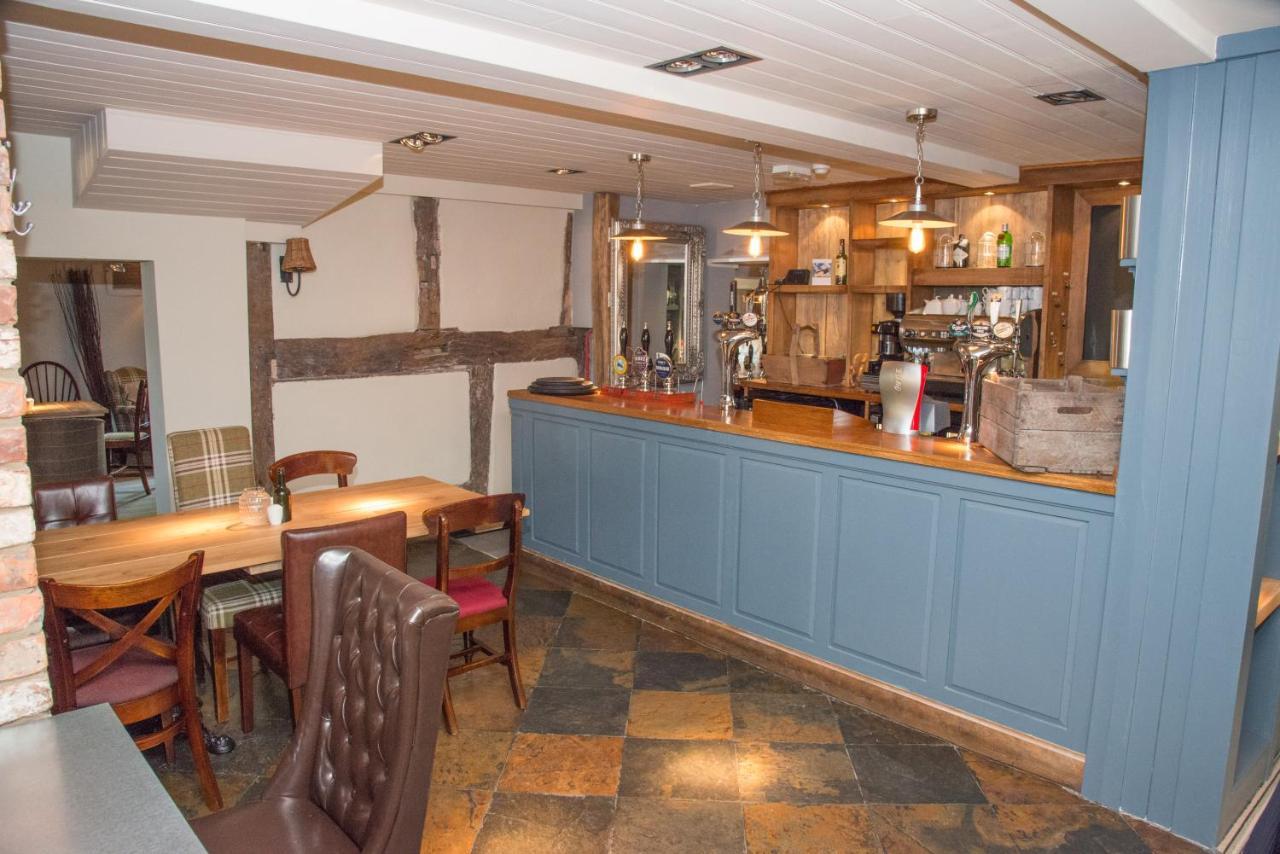 The Swan Inn Hanley Castle Extérieur photo
